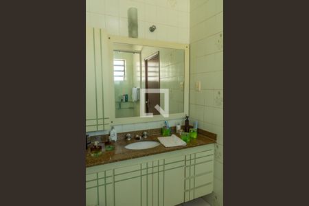 Casa para alugar com 177m², 3 quartos e 2 vagas Casa para alugar com 177m², 3 quartos e 2 vagasBanheiro 2