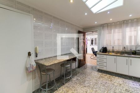 Casa para alugar com 262m², 3 quartos e 4 vagas Casa para alugar com 262m², 3 quartos e 4 vagasCozinha