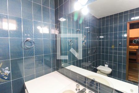 Casa para alugar com 262m², 3 quartos e 4 vagas Casa para alugar com 262m², 3 quartos e 4 vagasBanheiro Da Suíte 2