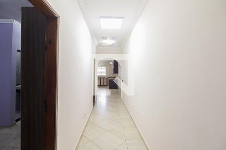 Casa à venda com 250m², 4 quartos e 3 vagasCorredor de Acesso 