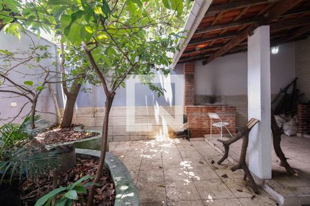 Casa à venda com 250m², 4 quartos e 3 vagasÁrea de Lazer - Quintal 