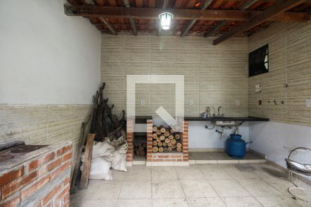 Casa à venda com 250m², 4 quartos e 3 vagasÁrea de Lazer - Quintal 