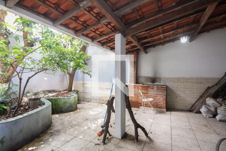 Casa à venda com 250m², 4 quartos e 3 vagasÁrea de Lazer - Quintal 