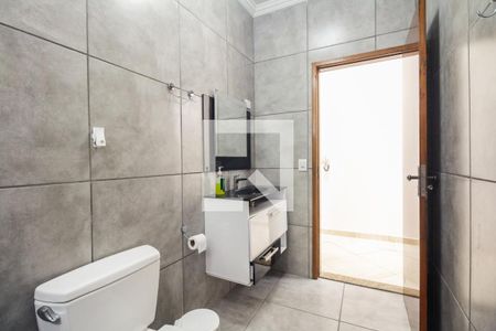 Casa à venda com 250m², 4 quartos e 3 vagasBanheiro Social 