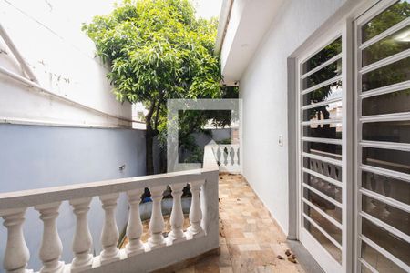 Casa à venda com 250m², 4 quartos e 3 vagasÁrea de Serviço 