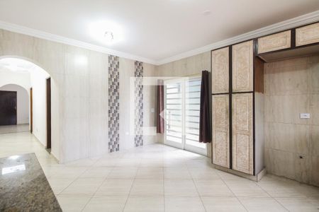 Casa à venda com 250m², 4 quartos e 3 vagasCozinha 