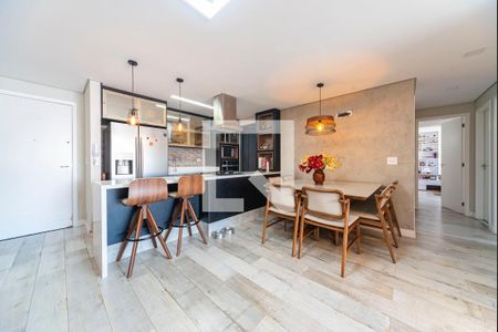 Sala de apartamento à venda com 3 quartos, 90m² em Vila Assunção, Santo André
