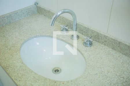 Apartamento para alugar com 70m², 2 quartos e 2 vagas Apartamento para alugar com 70m², 2 quartos e 2 vagasBanheiro 2