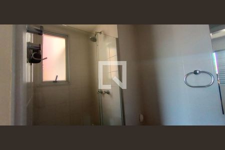 Banheiro 1 de apartamento à venda com 3 quartos, 63m² em Cambuci, São Paulo