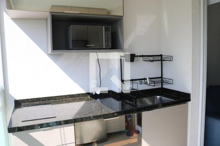 Cozinha de apartamento para alugar com 1 quarto, 33m² em Barra Funda, São Paulo