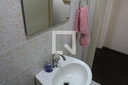 Casa à venda com 186m², 3 quartos e 2 vagasLavabo