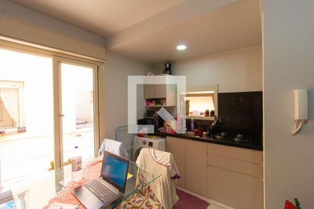 Apartamento à venda com 36m², 1 quarto e sem vagaCozinha e Área de Serviço