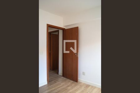 Quarto 2 de apartamento à venda com 2 quartos, 60m² em Nonoai, Porto Alegre
