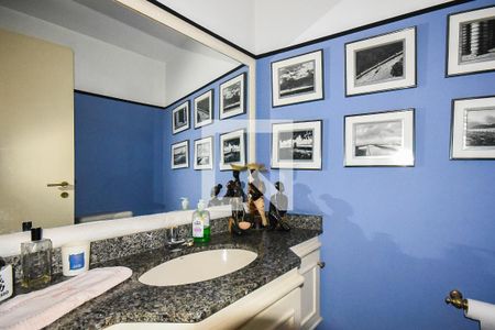 Lavabo de apartamento à venda com 3 quartos, 140m² em Vila Sonia, São Paulo