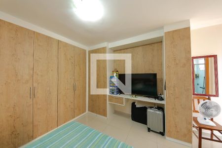 Casa à venda com 135m², 3 quartos e 1 vagaSuíte