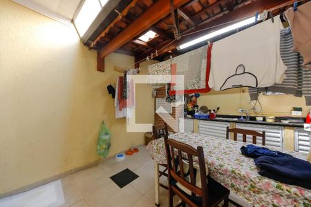 Casa à venda com 135m², 3 quartos e 1 vagaÁrea de Serviço