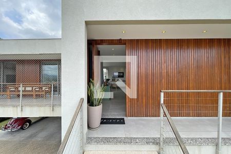 Sala de casa de condomínio à venda com 4 quartos, 430m² em Quintas do Sol, Nova Lima