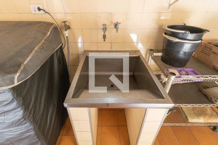 Casa para alugar com 300m², 4 quartos e 3 vagasLavanderia (Torneira)