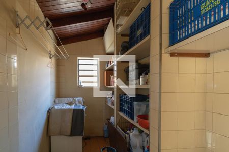 Casa para alugar com 300m², 4 quartos e 3 vagasLavanderia