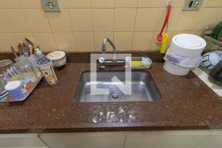 Casa para alugar com 300m², 4 quartos e 3 vagasCozinha - Torneira