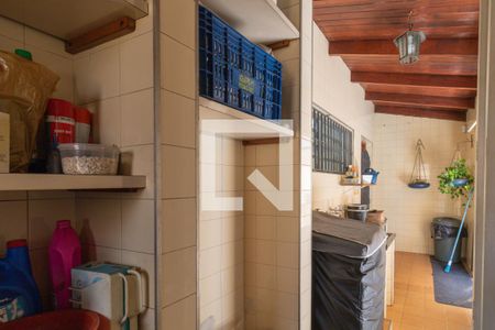 Casa para alugar com 300m², 4 quartos e 3 vagasLavanderia
