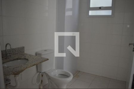 Banheiro de apartamento à venda com 2 quartos, 52m² em Buritis, Belo Horizonte