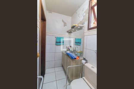 Casa à venda com 300m², 4 quartos e 4 vagas Casa à venda com 300m², 4 quartos e 4 vagasCasa 1-Banheiro 2