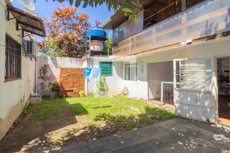 Casa à venda com 300m², 4 quartos e 4 vagas Casa à venda com 300m², 4 quartos e 4 vagasQuintal