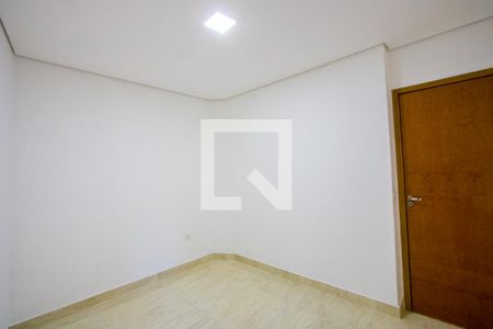 Quarto 2 de apartamento para alugar com 2 quartos, 57m² em Jardim do Estádio, Santo André