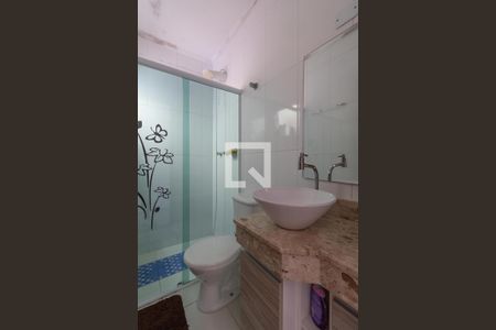 Casa à venda com 150m², 3 quartos e 4 vagasBanheiro  Suíte 