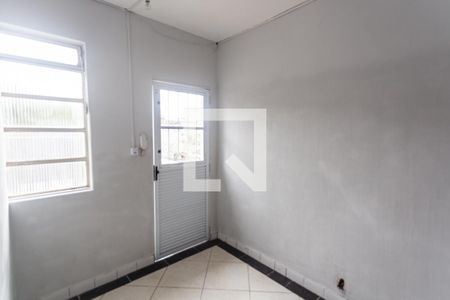 Sala de kitnet/studio para alugar com 1 quarto, 30m² em Santa Cruz, Belo Horizonte