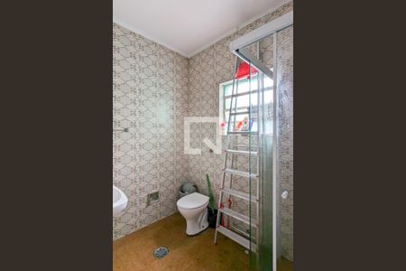 Casa à venda com 300m², 4 quartos e 2 vagasBanheiro 2