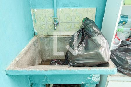 Casa à venda com 300m², 4 quartos e 2 vagasÁrea de serviço da edícula