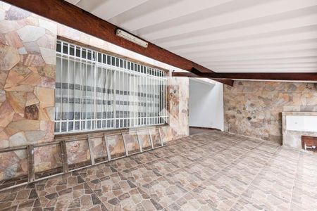 Casa à venda com 300m², 4 quartos e 2 vagasGaragem