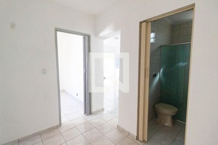 Hall de casa para alugar com 2 quartos, 100m² em Vila Nova Cachoeirinha, São Paulo