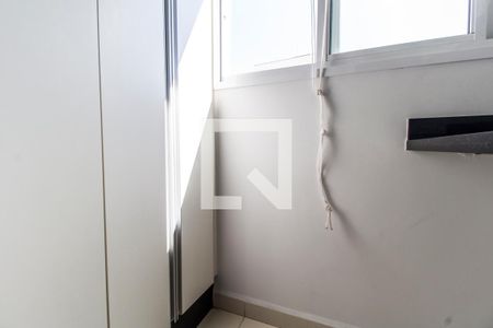 Apartamento para alugar com 58m², 2 quartos e 1 vaga Apartamento para alugar com 58m², 2 quartos e 1 vagaÁrea de Serviço
