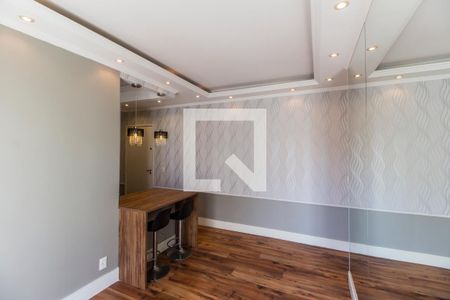 Sala de apartamento para alugar com 2 quartos, 58m² em Jardim Tupanci, Barueri