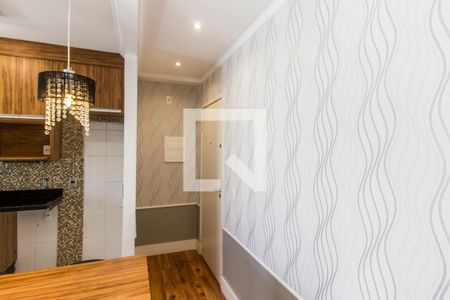 Entrada de apartamento para alugar com 2 quartos, 58m² em Jardim Tupanci, Barueri