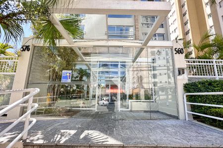 Apartamento à venda com 41m², 1 quarto e 1 vagaFachada