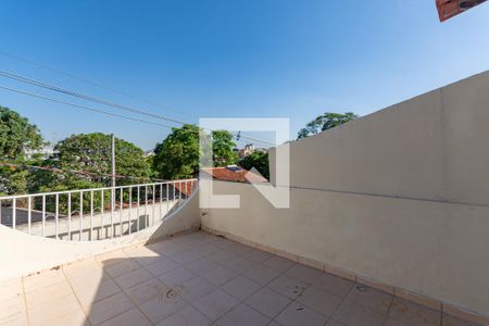 Sala de Estar - Varanda de casa para alugar com 3 quartos, 100m² em São João Batista (venda Nova), Belo Horizonte