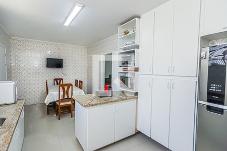 Casa à venda com 253m², 3 quartos e 1 vaga Casa à venda com 253m², 3 quartos e 1 vagaCozinha e copa