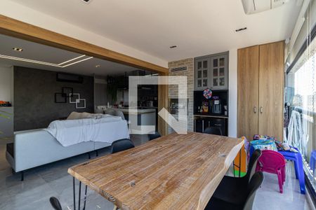 Apartamento à venda com 120m², 3 quartos e 2 vagas Apartamento à venda com 120m², 3 quartos e 2 vagasVaranda da Sala