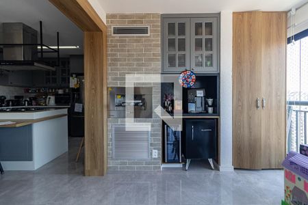 Apartamento à venda com 120m², 3 quartos e 2 vagas Apartamento à venda com 120m², 3 quartos e 2 vagasVaranda da Sala