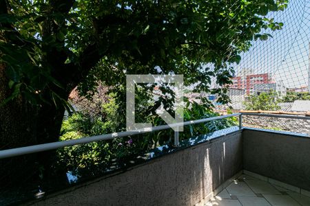 Casa à venda com 274m², 4 quartos e 4 vagasQuarto 2- Varanda