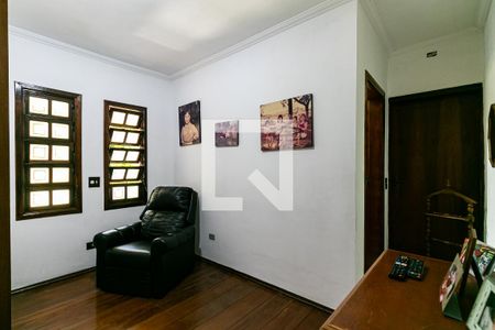 Casa à venda com 274m², 4 quartos e 4 vagasSuíte 3