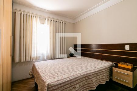 Casa à venda com 274m², 4 quartos e 4 vagasSuíte 1