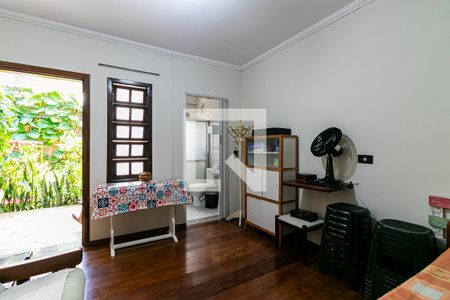 Casa à venda com 274m², 4 quartos e 4 vagasSuíte 2