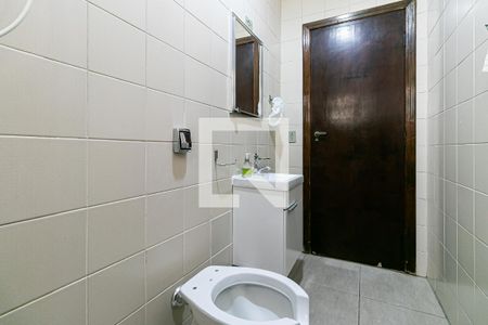 Casa à venda com 274m², 4 quartos e 4 vagasBanheiro da Suíte 3