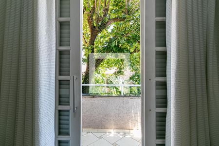 Casa à venda com 274m², 4 quartos e 4 vagasQuarto 2