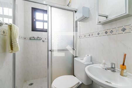 Casa à venda com 274m², 4 quartos e 4 vagasBanheiro da Suíte 2